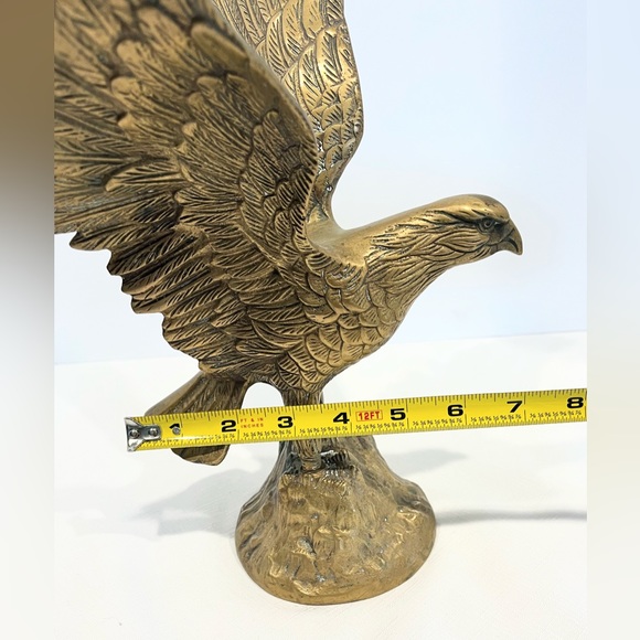 Large Brass Eagle on Rock Statue with Large Wings MCM - Picture 10 of 11